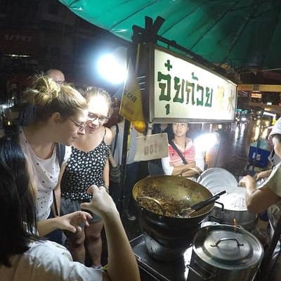 Private - Bangkok EV-TUKTUK Tour by Night incl. snack & drink 4