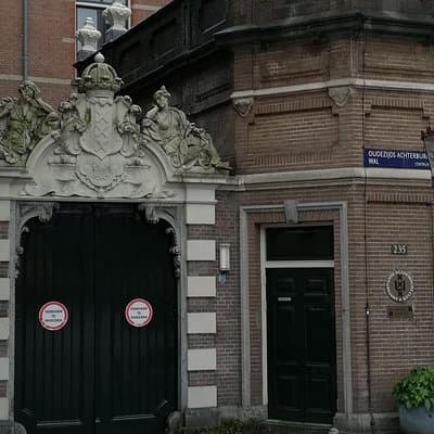 Amsterdam Walking Tour. All about History, Architecture, Traditions & Anecdotes. 5
