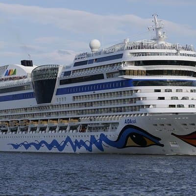 Taxi from a hotel in Amsterdam to the cruise port in Amsterdam