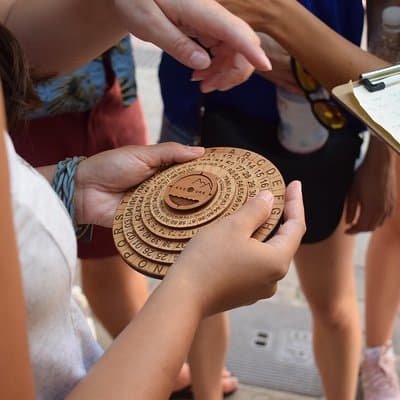 Private Treasure Hunt The Explorer | Guided, fun & 100% Offline | Xventura 5