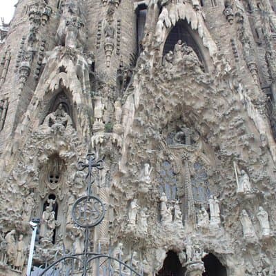 Barcelona Half-day Tour With Local Driver-guide 3