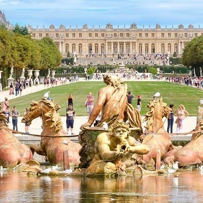 Chateau de Versailles & Gardens. VIP private tour with guide + driver