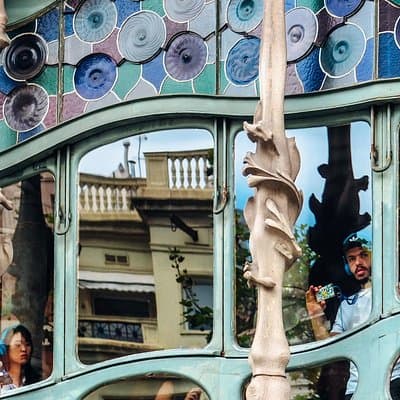 Private Casa Batlló & La Pedrera Tour with Chocolate Experience 3