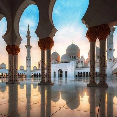 Abu Dhabi City Tour with Ferrari world & Buffet Lunch 2
