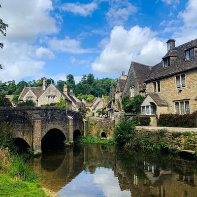 Private Day Tour to Bath, Avebury & The Cotswolds 2