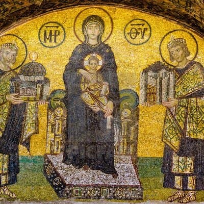 Sultans and Secrets: Topkapı Palace and Hagia Sophia Private Tour 2