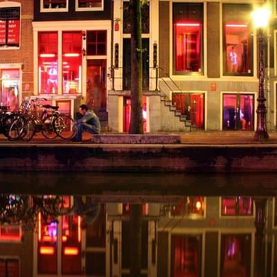 Amsterdam Red Light District and City Center Walking Tour 4