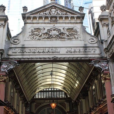 London Private Sightseeing Walking Tour of The City Of London 3