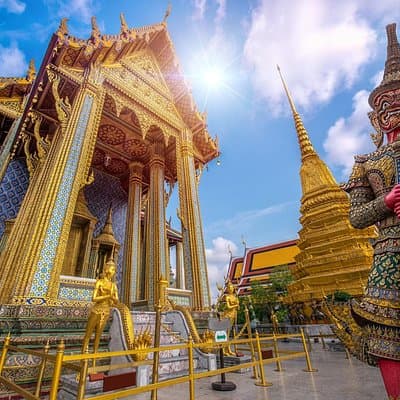 Wonderful Bangkok Tour : GrandPalace WatTrimit WatPho WatBencha 5