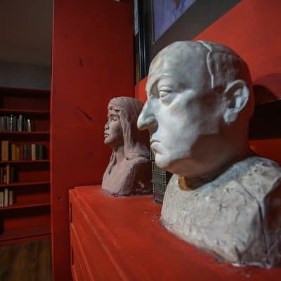 Xcape Room Bcn: Corpse Gallery Escape Room Barcelona 5