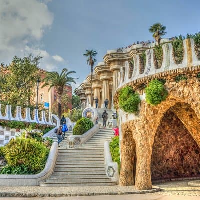 Park Guell Small Group Guided Tour 2
