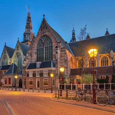 Self-Guided Audio Tour of The Red Light District 4