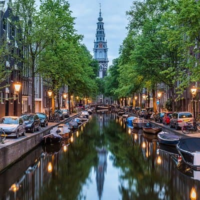 Airport Transfer: Schiphol Airport AMS to Amsterdam by Luxury Van 5