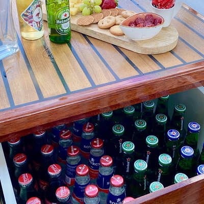 Amsterdam Small-Group Canal Cruise Including Snacks and Drinks 4