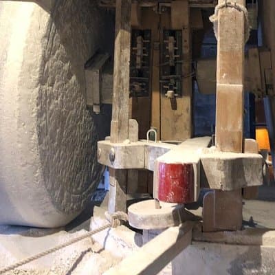 Zaanse Schans Windmills, cheese and clogs and Volendam tour from Amsterdam 2