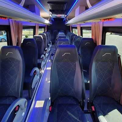 1-15pers Taxi/Bus Transfer Amsterdam Airport to Rotterdam Airport 3
