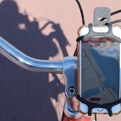 Amsterdam: Bike Rental & free Self Guided bike tour EN/FR/DE/ES 3