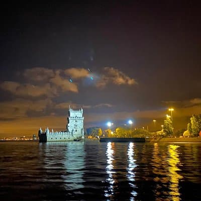 Lisbon Sailing Tour by Night 4
