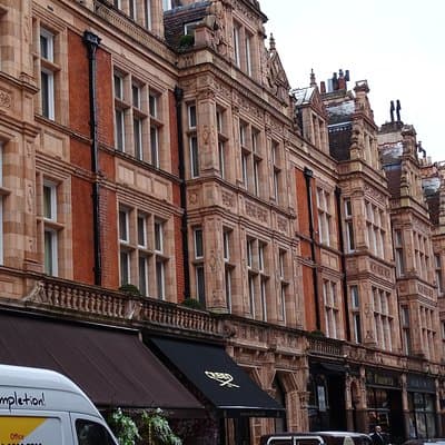 St James' & Mayfair - Private Tour of London's Royal & Aristocratic Villages 5