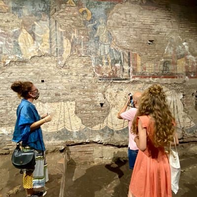 Small-Group Tour of Trastevere's Hidden Gems and Undergrounds 2
