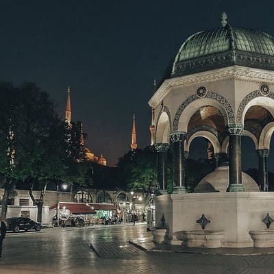 Private Night Tour in Istanbul with Friendly Local Guide 4
