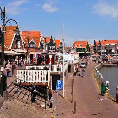 Zaanse Schans Windmills and Volendam Small-Group Tour from Amsterdam 4