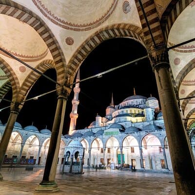 By Night: Hagia Sophia and Blue Mosque 4