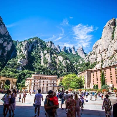 Barcelona Shore Private Excursion: Montserrat and Cava Tasting
