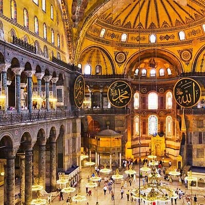 Walking Tour of Istanbul's Best Historic Sights 2