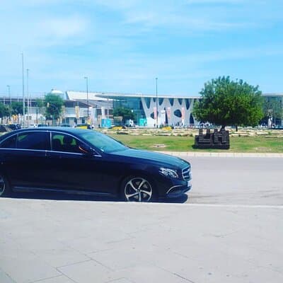 Private Transfer From Barcelona City to Barcelona Airport 5