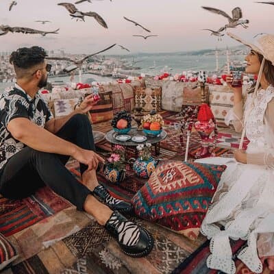 Love in Istanbul: Perfect Photo Moments at Iconic Locations