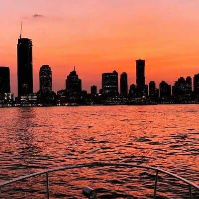 Best Private Luxury Sunset Boat Tour in New York City - 2 Hour 5