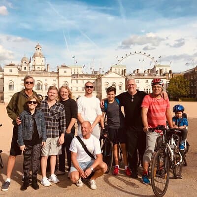 The "Big Six" of London and a Pub - 5 Hour Tour 5
