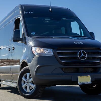 New York City Airport Departure Transfer by Sprinter LGA JFK EWR 5