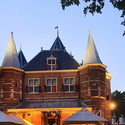 Private Family Walking Tour in Amsterdam 2
