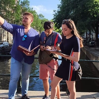 Amsterdam Treasure Hunt: The Mystery of a Secret Sender 3