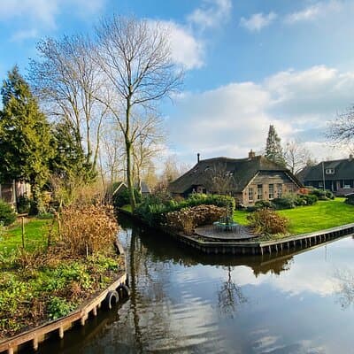 Zaanse Schans and Giethoorn Small-Group Tour with Hotel Pick-Up 2