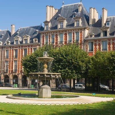 Le Marais Paris Private visit with Hotel pick up and drop 4