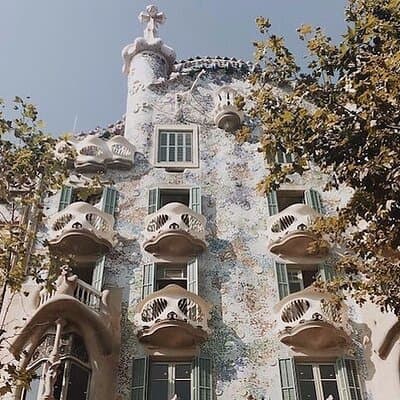 Gaudi Masterpiece: Casa Batlló with Expert Guide and STL Tickets 5