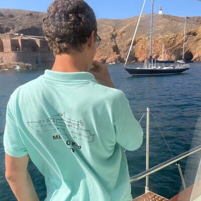 Sunset Cruise Lisbon | VIP Yacht Lisbon Party 4