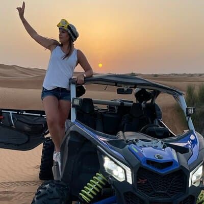 Morning Desert Safari with Buggy Ride & Sandboarding – Shared Car