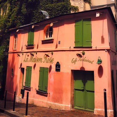 Paris Photo Walk with a Pro Photographer & Discover Hidden Paris 4