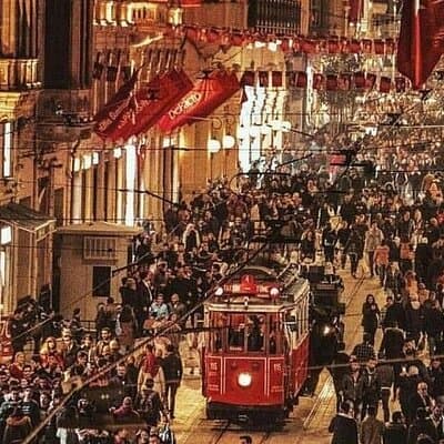 2 Hours Taksim Square and Istiklal Street 3