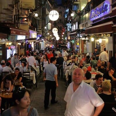 2 Hours Taksim Square and Istiklal Street 2