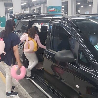 Private SAW Airport Arrival or Departure Transfer