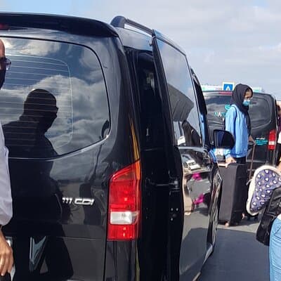 Private SAW Airport Arrival or Departure Transfer 5