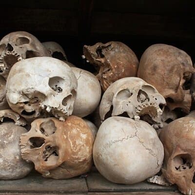 Rome: Catacombs for Kids Private Family Tour with Capuchins Crypt