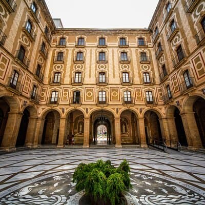 Half-Day Private Tour of Montserrat from Barcelona 5