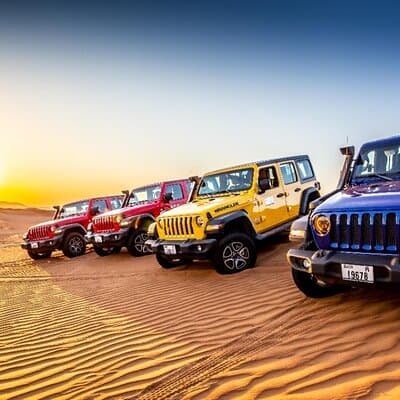 Dubai Private 4x4 Desert Safari with Traditional Dinner Options 2