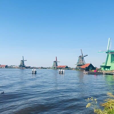 Day Tour Giethoorn, Afsluitdijk and Zaanse Schans with Boat Cruise 4